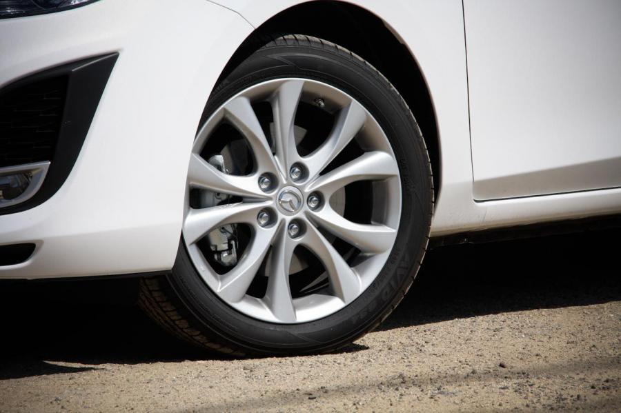  Mazda3 2010 года  (фото 40 из 59)